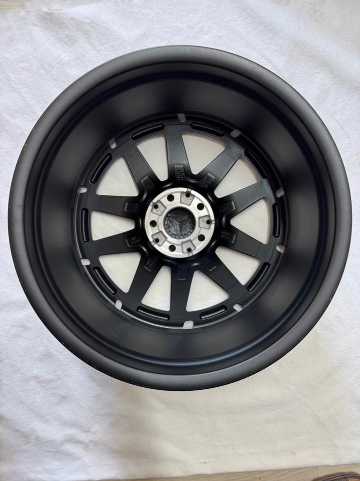 NEU Original Mercedes GLA H 247 GLB X 247 35 45 (S) AMG 20 Zoll Felgen Alufelgen A2474014600 Schwarz Matt & glanzgedrehtes Felgenhorn 4MATIC 8,5x20 ET51,5 5x112 Sport Line SUV Felgensatz