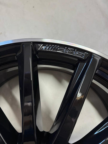 NEU Original Mercedes GLA H247 GLB X247 20 Zoll AMG Felgen Alufelgen Schwarz A2474011600
