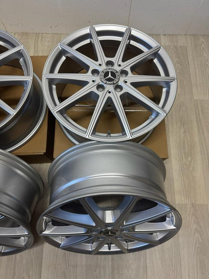 NEU Original Mercedes GLE V 167 300 d 350 d 4MATIC 18 Zoll Felgen Alufelgen Silber A1674010000