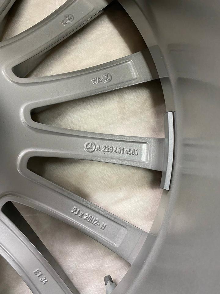 NEU Original Mercedes S-Klasse W223 V223 20 Zoll AMG Felgen Alufelgen A2234011500