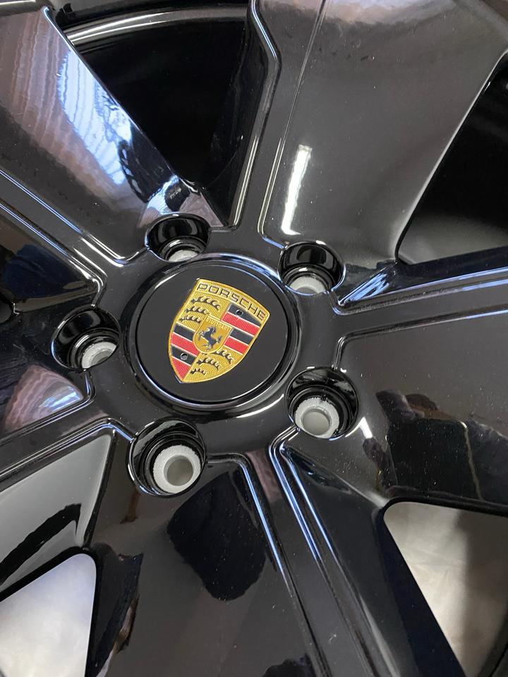 NEU Original Porsche Taycan 21 Zoll Exclusive Felgen Alufelgen Black Edition 9J1601025O 9J1601025R