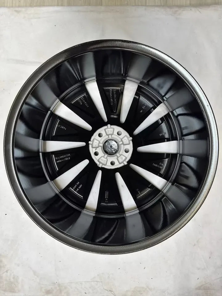 NEU* Original Skoda Enyaq iV Elroq Coupé 21 Zoll Betria Felgen Alufelgen 5LA601025P 5LA601025L 5LA601025BM 5LA601025BL Schwarz 8x20 ET45 9x20 ET42 Selection Sportline RS 80 85 85x Felgensatz SUV MwSt.