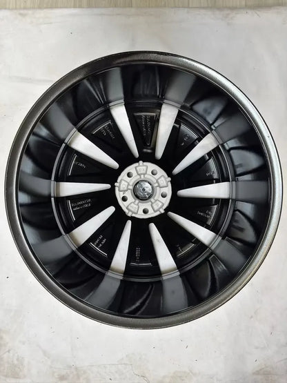 NEU* Original Skoda Enyaq iV Elroq Coupé 21 Zoll Betria Felgen Alufelgen 5LA601025P 5LA601025L 5LA601025BM 5LA601025BL Schwarz 8x20 ET45 9x20 ET42 Selection Sportline RS 80 85 85x Felgensatz SUV MwSt.