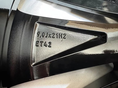 NEU* Original Skoda Enyaq iV Elroq Coupé 21 Zoll Betria Felgen Alufelgen 5LA601025P 5LA601025L 5LA601025BM 5LA601025BL Schwarz 8x20 ET45 9x20 ET42 Selection Sportline RS 80 85 85x Felgensatz SUV MwSt.