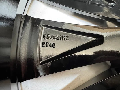 NEU* Original Skoda Enyaq iV Elroq Coupé 21 Zoll Betria Felgen Alufelgen 5LA601025P 5LA601025L 5LA601025BM 5LA601025BL Schwarz 8x20 ET45 9x20 ET42 Selection Sportline RS 80 85 85x Felgensatz SUV MwSt.