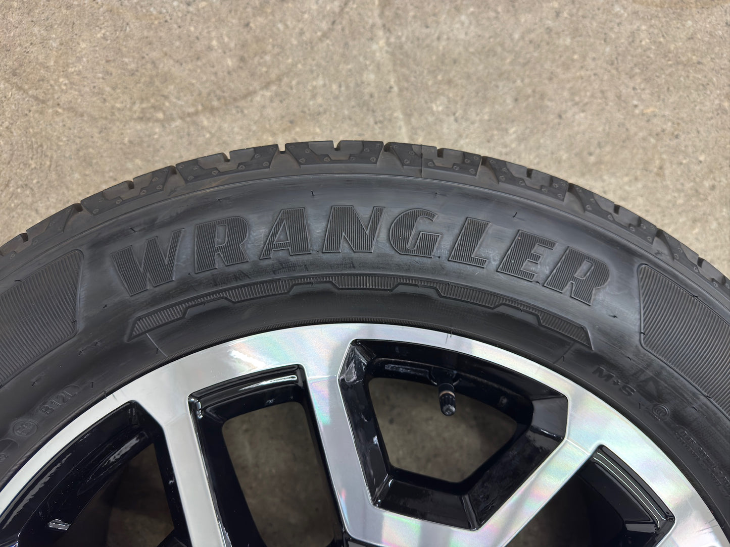 NEU Original VW Amarok II 2 T1 20 Zoll Bendigo Sommerräder Sommerreifen Felgen Alufelgen N1XC-1007-C1B T1XC-1007-C1A 255/50 R20 110V 8x20 ET55 Bicolor Schwarz RDKS Sommerradsatz