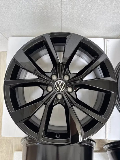 NEU* Original VW T-Cross C1 Misano 18 Zoll Felgen Alufelgen 2G7601025G Black Edition Schwarz Hochglanz 5x100 7x18 ET39 SUV R-Line Sport Felgensatz