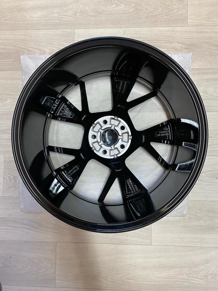 NEU Original VW Tiguan III 3 CT1 Tayron 20 Zoll Leeds Felgen Alufelgen Bicolor 571601025F