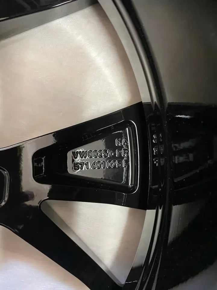 NEU* Original VW Tiguan III 3 Tayron Leeds 20 Zoll R-Line Felgen Alufelgen 571601025F Schwarz Hochglanz 8,5x20 ET38 5x112 Felgensatz