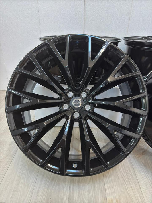 NEU Original Volvo XC60 II 2 22 Zoll R-Design Felgen Alufelgen Schwarz Hochglanz 31454682