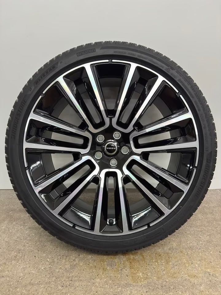 NEU Original Volvo XC90 2 II 22 Zoll Winterräder Winterreifen Felgen 32294604 Alufelgen 7 Double Spoke Sport Plus Ultra 275/35 R22 104W 9x22 ET38,5 Schwarz Black Edition Winterradsatz SUV MwSt.