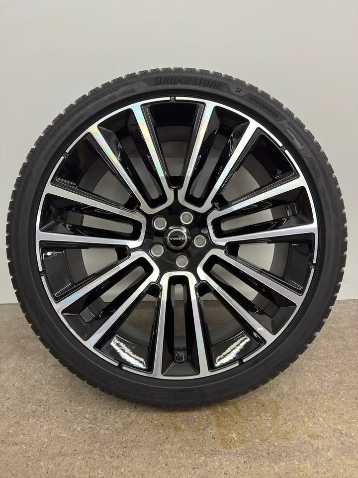 NEU Original Volvo XC90 2 II 22 Zoll Winterräder Winterreifen Felgen 32294604 Alufelgen 7 Double Spoke Sport Plus Ultra 275/35 R22 104W 9x22 ET38,5 Schwarz Black Edition Winterradsatz SUV MwSt.