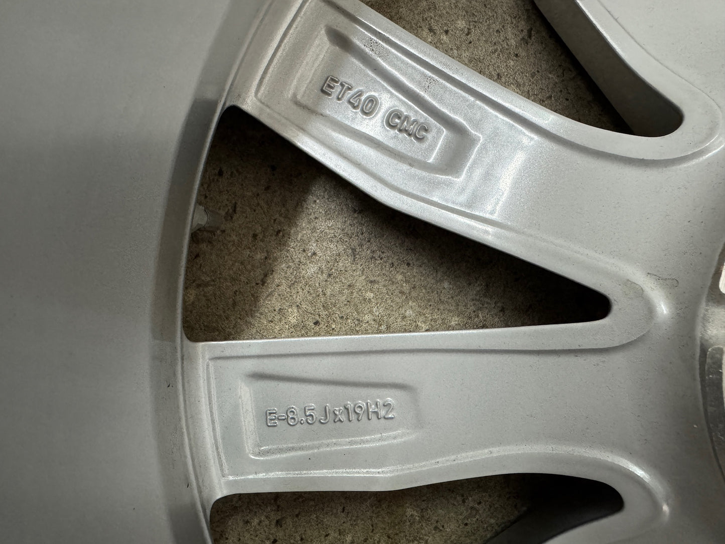 NEU* Original Audi A6 Allroad Quattro C8 4K 19 Zoll Sommerräder Sommerreifen Felgen Alufelgen 4K0601025G 235/50 R19 103Y 10-Speichen S-Line 8,5x19 ET40 RDKS