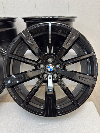 NEU* Original BMW 5er i5 G60 G61 G60E 20 Zoll M 938M Felgen Alufelgen 5A324E6 5A324E7 Black Edition Schwarz Hochglanz Sport M-Line 8,5x20 ET28 10x20 ET46 5x112 Limousine Touring Felgensatz MwSt.