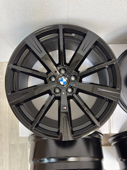 NEU* Original BMW 5er i5 G60 G61 G60E 20 Zoll M 938M Felgen Alufelgen 5A324E6 5A324E7 Black Edition Schwarz Hochglanz Sport M-Line 8,5x20 ET28 10x20 ET46 5x112 Limousine Touring Felgensatz MwSt.