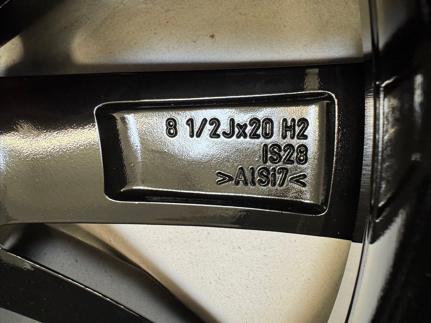 NEU* Original BMW 5er i5 G60 G61 G60E 20 Zoll M 938M Felgen Alufelgen 5A324E6 5A324E7 Black Edition Schwarz Hochglanz Sport M-Line 8,5x20 ET28 10x20 ET46 5x112 Limousine Touring Felgensatz MwSt.
