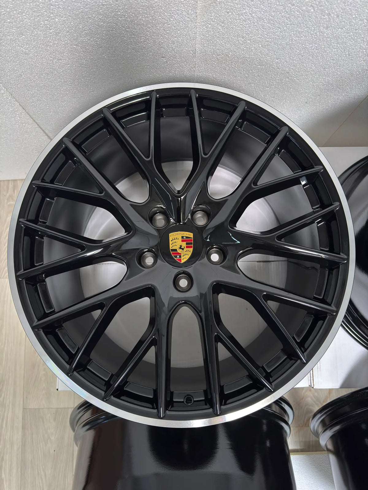 NEU* Original Porsche Panamera II G2 971 III G3 976 21 Zoll Sport Design Felgen Alufelgen 971601025D 971601025K 9,5x21 ET71 11,5x21 ET69 5x130 Turismo Limousine Schwarz Felgensatz MwSt.
