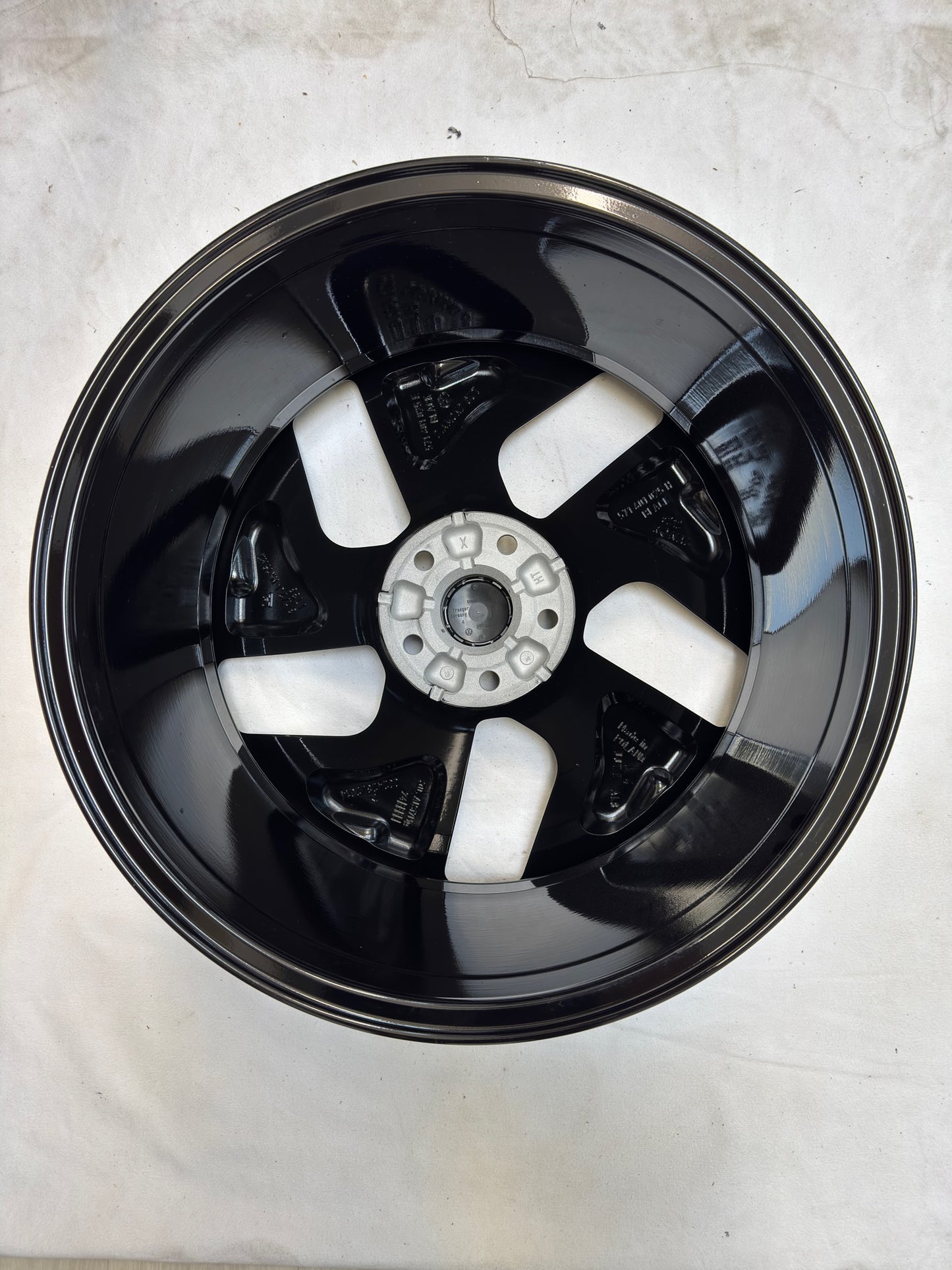 NEU* Original VW Tiguan III 3 CTI Tayron 19 Zoll Coventry Felgen Alufelgen 571601025E 571601025H Black Edition Schwarz Hochglanz R-Line 8,5x19 ET38 5x112 SUV Felgensatz MwSt.