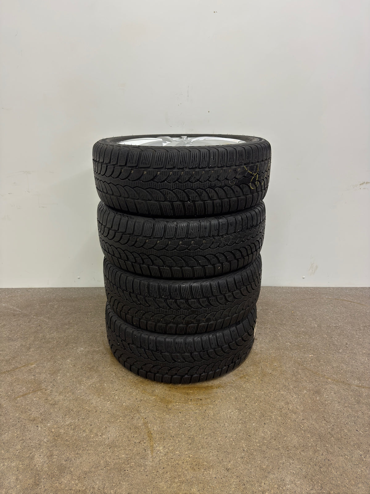 Original Audi A3 S3 8V 17 Zoll Winterräder Winterreifen Felgen 8V0601025DH 205/50 R17 93H 5x112 Alufelgen 6x17 ET48 Silber Limousine Sportback Winterradsatz M+S MwSt.