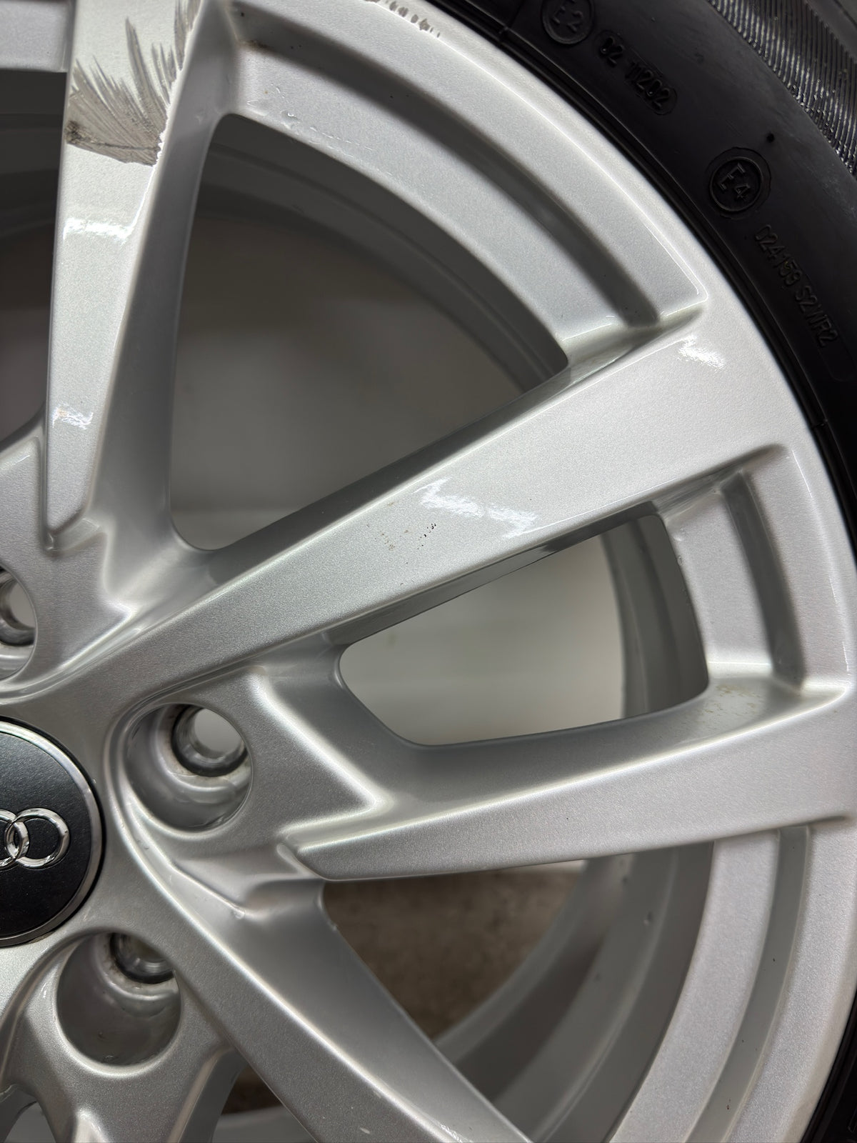Original Audi A3 S3 8V 17 Zoll Winterräder Winterreifen Felgen 8V0601025DH 205/50 R17 93H 5x112 Alufelgen 6x17 ET48 Silber Limousine Sportback Winterradsatz M+S MwSt.