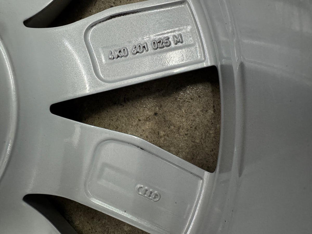 Original Audi A6 S6 C8 4K 19 Zoll Winterräder Winterreifen Felgen 4K0601025M Alufelgen 245/45 R19 102V M+S S-Line Silber Sport Limousine Avant 8x19 ET39 Winterradsatz Pirelli