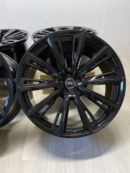 NEU* Original Audi Q8 SQ8 23 Zoll Felgen Alufelgen 4M8601025AT 4M8601025R 10x23 ET15 5x112 Audi Sport Black Edition Schwarz Hochglanz 4M8 10-Speichen-Trapezoid-Design Facelift