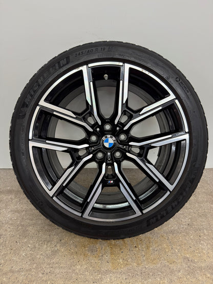 Original BMW i4 G26 Gran Coupé 19 Zoll M 859M Winterräder Winterreifen Felgen 8747304 5A50407 8747305 Alufelgen 245/40 R19 98V 255/40 R19 100V M+S Styling Schwarz Bicolor Winterradsatz MwSt.