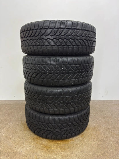Original Mercedes A-Klasse W 176 B-Klasse W 242 W 246 CLA C 117 16 Zoll Winterräder Winterreifen Felgen A2464011302 Alufelgen 205/55 R16 91H MO M+S Silber 6,5x16 ET49 Winterradsatz
