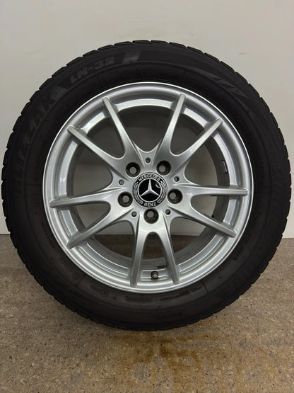 Original Mercedes A-Klasse W 176 B-Klasse W 242 W 246 CLA C 117 16 Zoll Winterräder Winterreifen Felgen A2464011302 Alufelgen 205/55 R16 91H MO M+S Silber 6,5x16 ET49 Winterradsatz