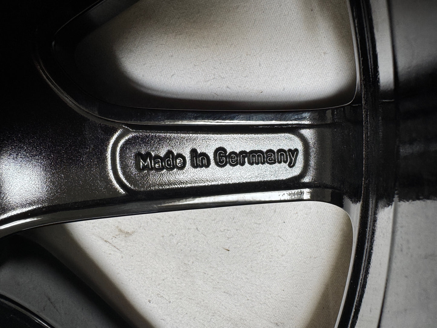 Original Mercedes E-Klasse W213 43 53 AMG 20 Zoll Felge A2134012500 Alufelge Einzelfelge W213 S213 C238 A238 9x20 ET49 Schwarz Glanzgedreht Limousine T-Modell Ersatzfelge