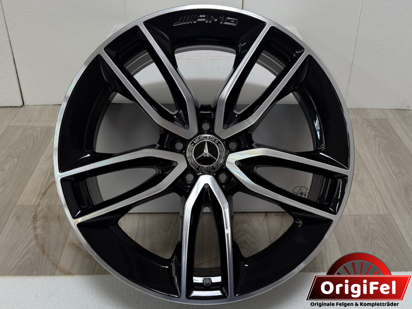 Original Mercedes E-Klasse W213 43 53 AMG 20 Zoll Felge A2134014900 Alufelge Einzelfelge W213 S213 C238 A238 8x20 ET20 Schwarz Glanzgedreht Limousine T-Modell Ersatzfelge