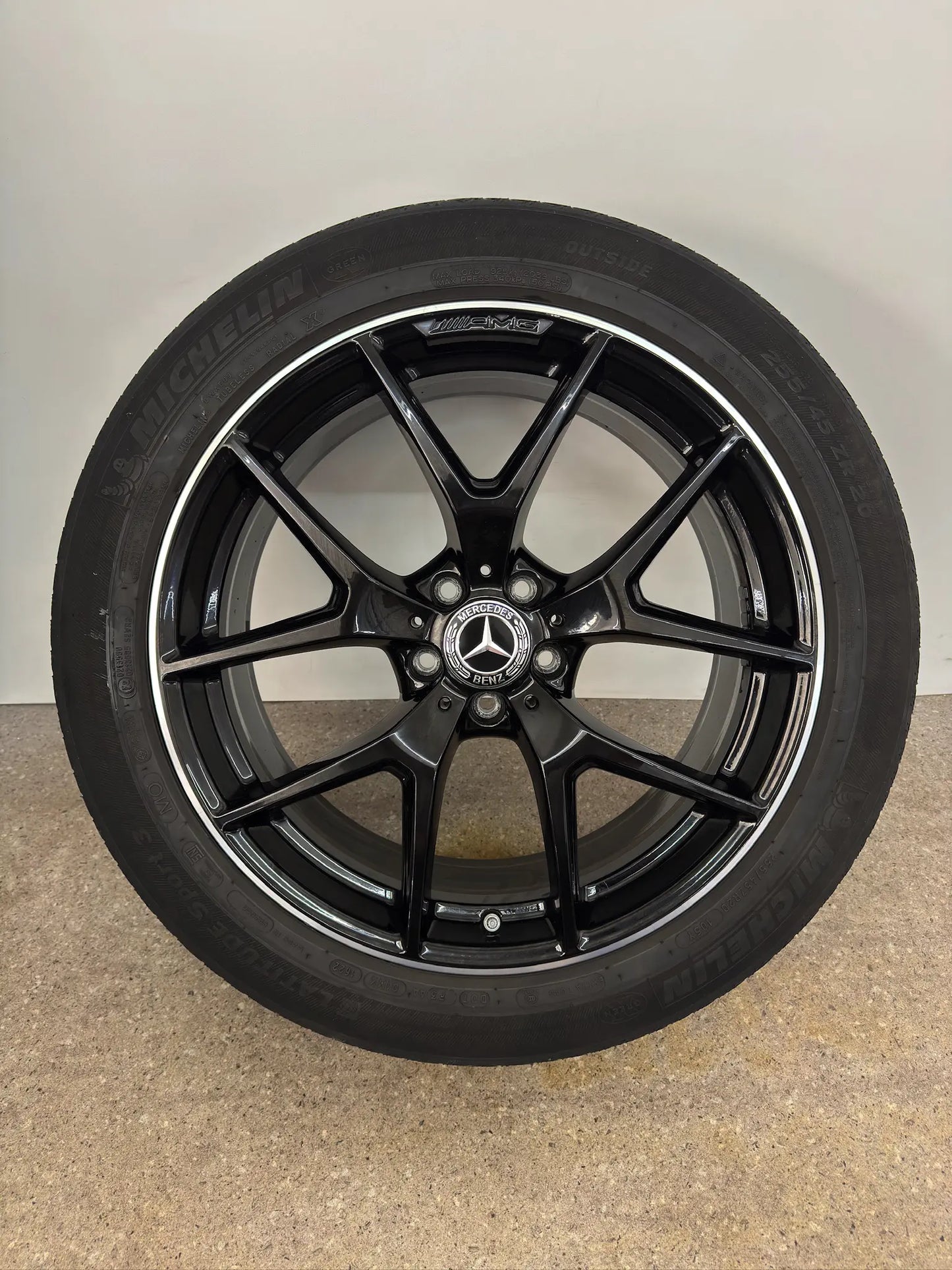 Original Mercedes GLC X 253 C 253 20 Zoll AMG Sommerräder Sommerreifen Felgen A2534015500 A2534015600 Alufelgen 255/45 R20 105Y 285/40 R20 108Y MO SUV Coupé Sport Line Schwarz Sommerradsatz