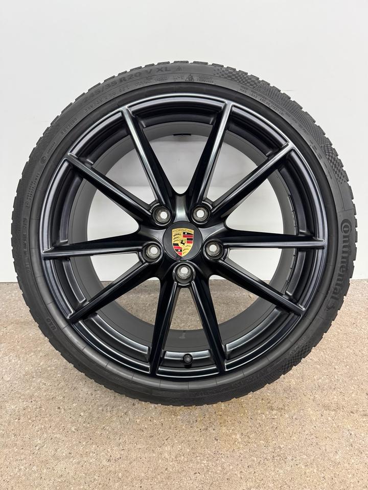 Original Porsche 911 992 Carrera 4S GTS 20 21 Zoll Winterreifen Winterräder Felgen