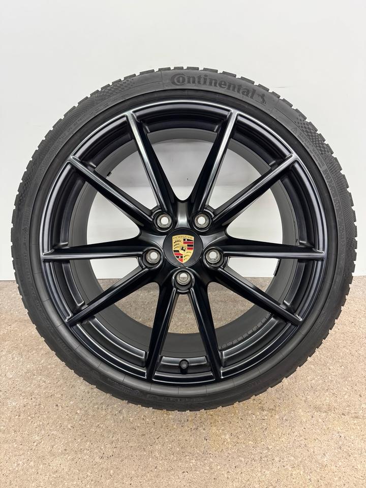 Original Porsche 911 992 Carrera 4S GTS 20 21 Zoll Winterreifen Winterräder Felgen