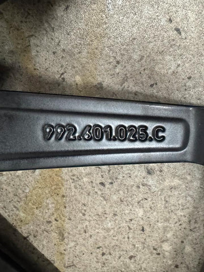 Original Porsche 911 992 Carrera 4S GTS 20 21 Zoll Winterreifen Winterräder Felgen