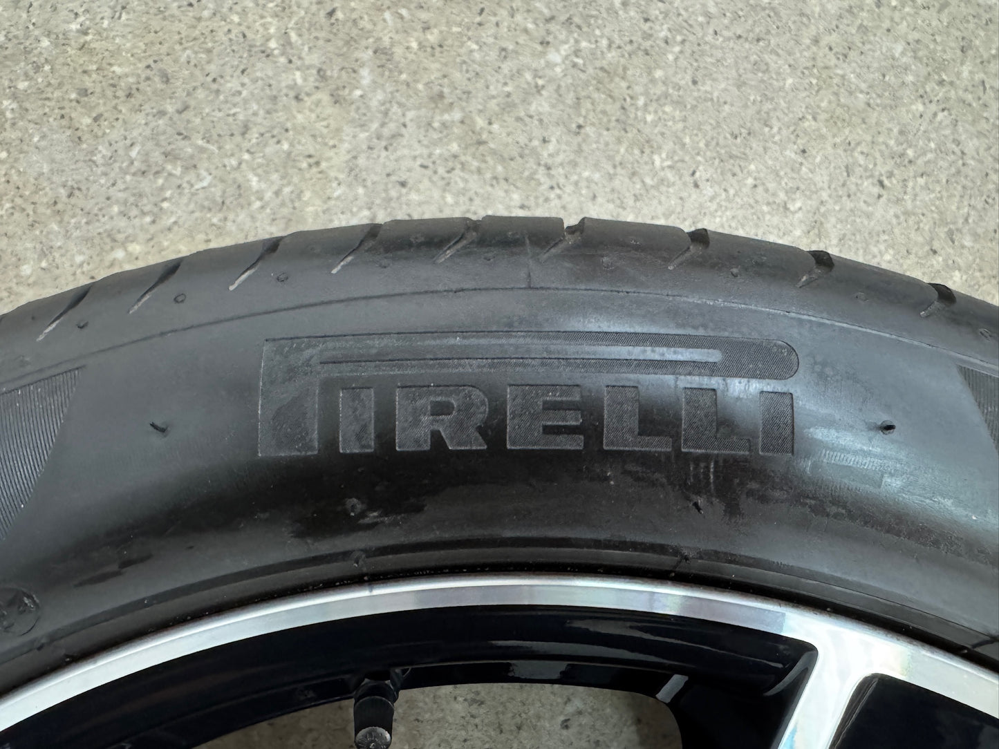 Original Porsche Macan II 2 III 3 20 Zoll Sommerräder Sommerreifen Felgen Alufelgen 95B601025EJ 95B601025EK 265/45 R20 104Y 295/40 R20 106Y Sport