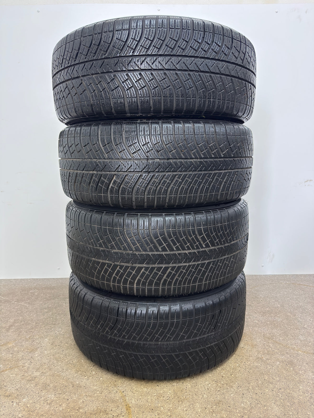 WIE NEU DOT23 Original Porsche Macan II 2 III 3 20 Zoll Winterräder Winterreifen Felgen Alufelgen 95B601025DG 95B601025DH 265/45 R20 104V 295/40 R20 106V Sport Exclusive Bicolor SUV M+S