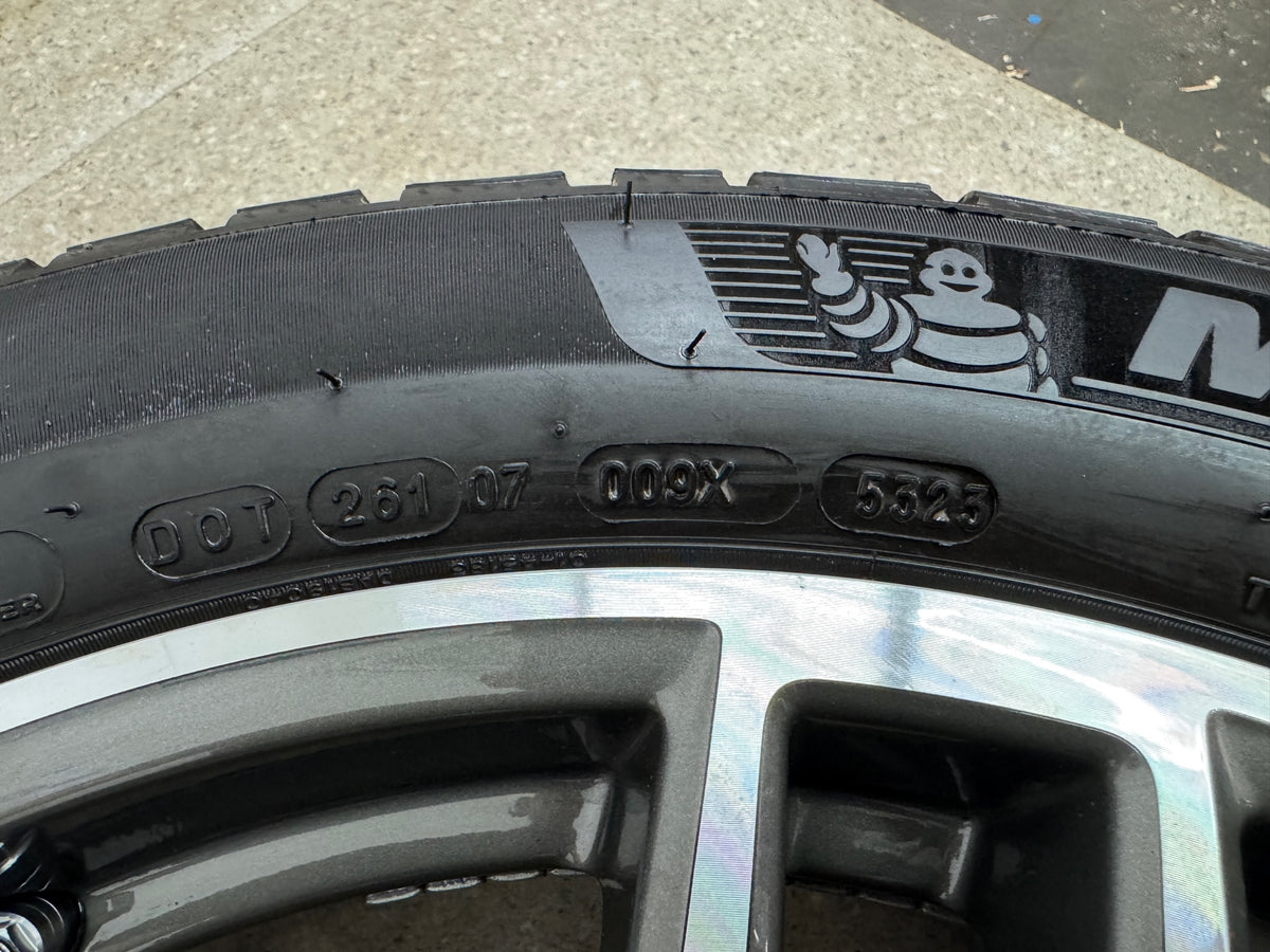 WIE NEU DOT23 Original Porsche Macan II 2 III 3 20 Zoll Winterräder Winterreifen Felgen Alufelgen 95B601025DG 95B601025DH 265/45 R20 104V 295/40 R20 106V Sport Exclusive Bicolor SUV M+S