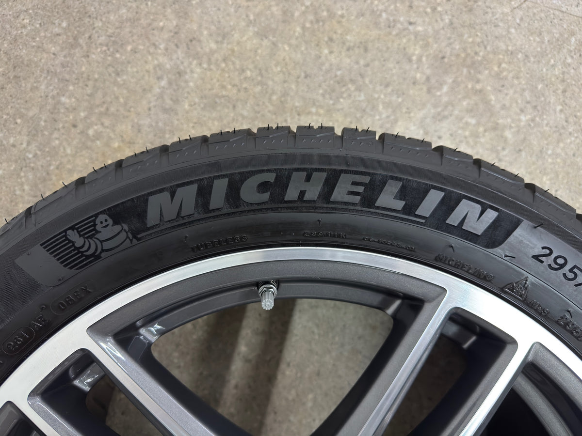 WIE NEU DOT23 Original Porsche Macan II 2 III 3 20 Zoll Winterräder Winterreifen Felgen Alufelgen 95B601025DG 95B601025DH 265/45 R20 104V 295/40 R20 106V Sport Exclusive Bicolor SUV M+S