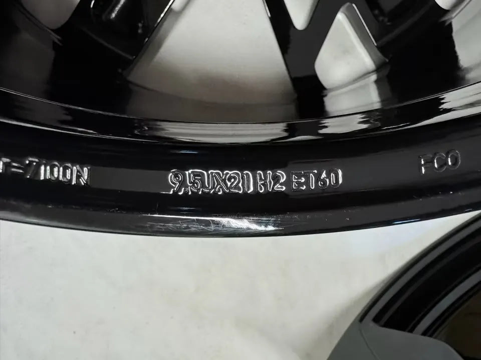 NEU* Original Porsche Taycan 21 Zoll Cross Turismo Felgen Alufelgen 9J1601025AL 9J1601025AM 9,5x21 ET60 11,5x21 ET66 Turbo S GTS GT 4 S Aero Cross Turismo Sport Felgensatz 9J1 Schwarz MwSt.