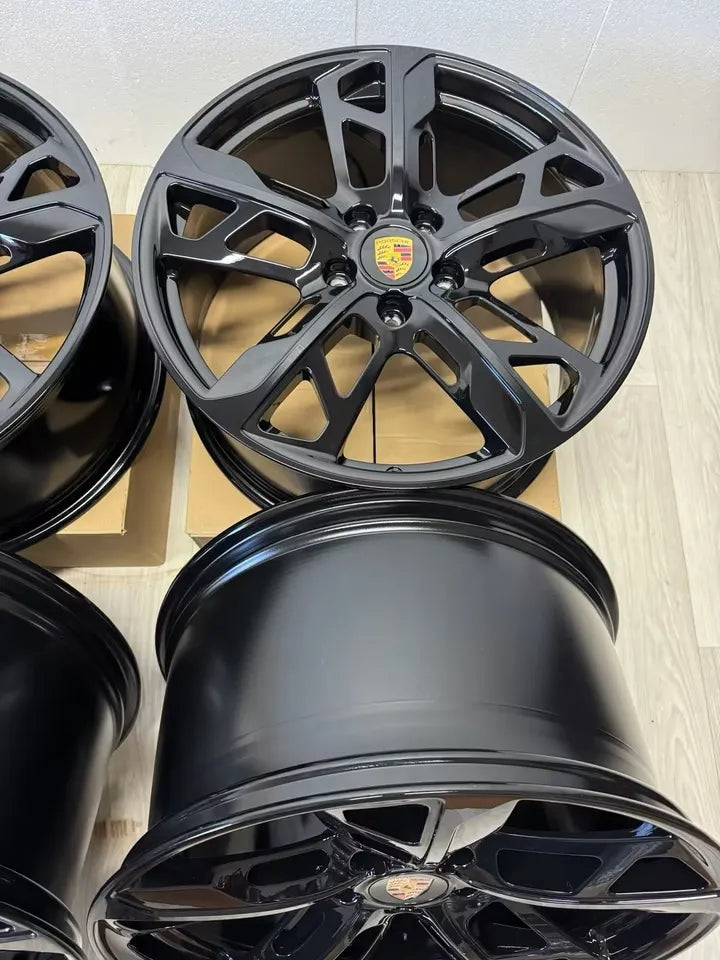NEU* Original Porsche Taycan 21 Zoll Cross Turismo Felgen Alufelgen 9J1601025AL 9J1601025AM 9,5x21 ET60 11,5x21 ET66 Turbo S GTS GT 4 S Aero Cross Turismo Sport Felgensatz 9J1 Schwarz MwSt.