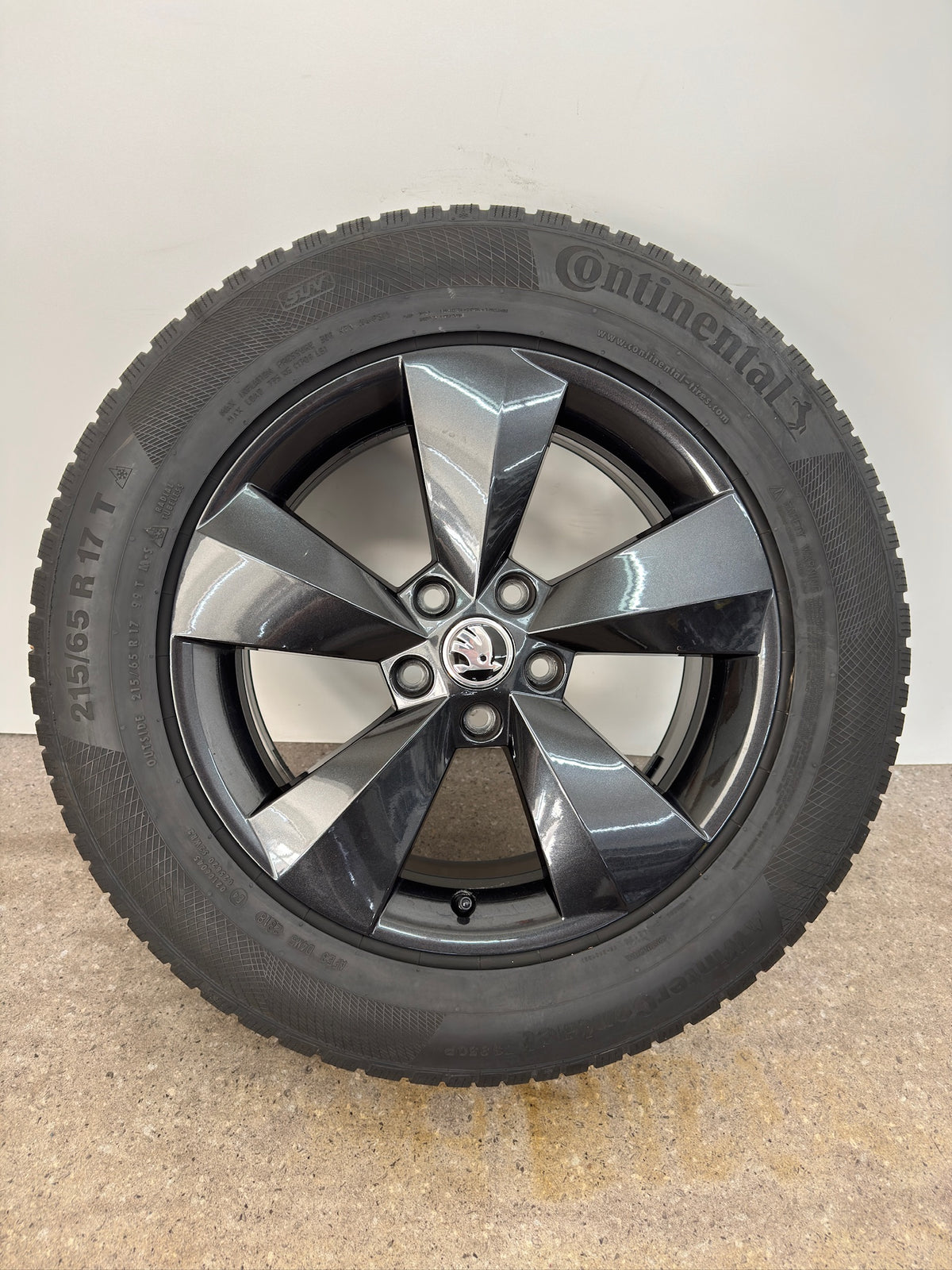 Original Skoda Kodiaq I 1 NS II 2 PS 17 Zoll Nanuq Winterräder Winterreifen Felgen 565601025AA Alufelgen 6,5x17 ET38 5x112 215/65 R17 103H M+S Winterradsatz Schwarz SUV