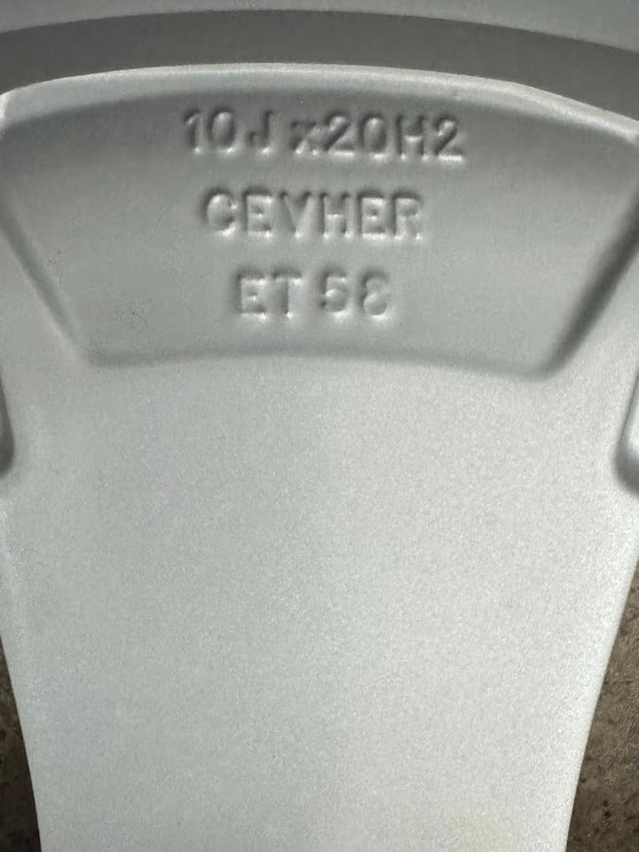TOP 8 - 7 mm Original VW ID. Buzz 20 Zoll Stockton Winterräder Winterreifen Felgen 1T3601025AB 1T3601025AC Alufelgen Pure Pro GTX Cargo 4Motion 235/50 R20 104T 265/45 R20 108T Winterradsatz