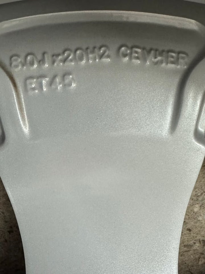 TOP 8 - 7 mm Original VW ID. Buzz 20 Zoll Stockton Winterräder Winterreifen Felgen 1T3601025AB 1T3601025AC Alufelgen Pure Pro GTX Cargo 4Motion 235/50 R20 104T 265/45 R20 108T Winterradsatz