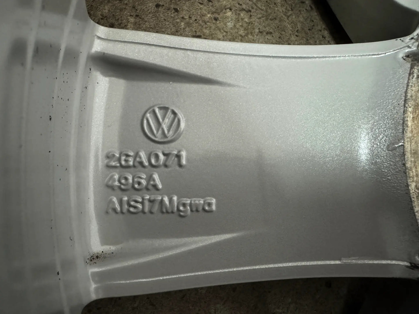 Original VW T-Roc 2GA A1 16 Zoll Corvara Felgen Alufelgen 2GA601025Q 2GA071496A Silber 6x16 ET43 Cabriolet 5x112 M+S SUV Felgensatz (REIFEN ABGEFAHREN, NUR TRANSPORTSCHUTZ MwSt.