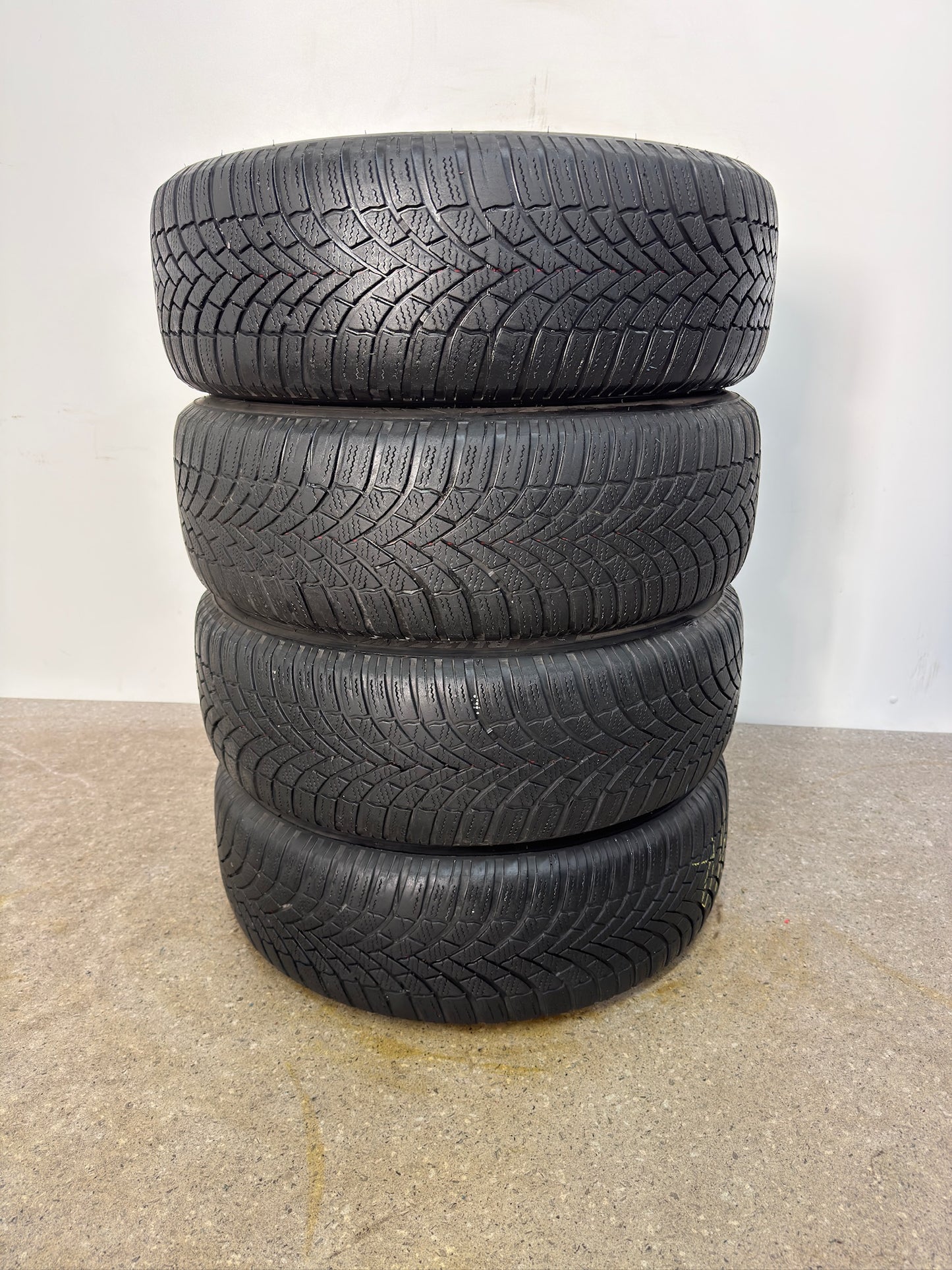 Original VW T-Roc 2GA A1 16 Zoll Corvara Winterräder Winterreifen Felgen 2GA601025Q 2GA071496A Alufelgen 205/60 R16 92H 6x16 ET43 Cabriolet 5x112 M+S SUV Winterradsatz MwSt.