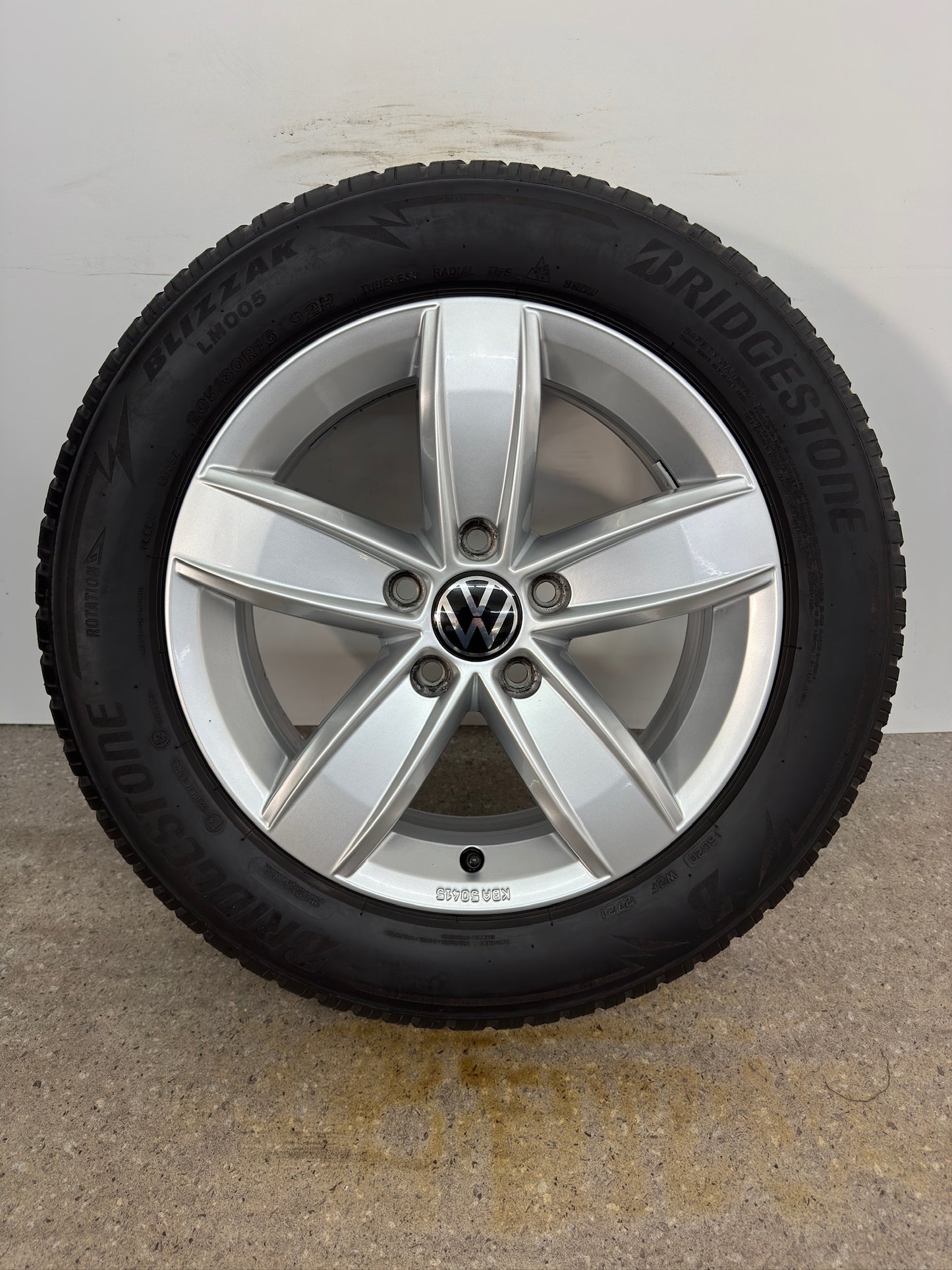 Original VW T-Roc 2GA A1 16 Zoll Corvara Winterräder Winterreifen Felgen 2GA601025Q 2GA071496A Alufelgen 205/60 R16 92H 6x16 ET43 Cabriolet 5x112 M+S SUV Winterradsatz MwSt.