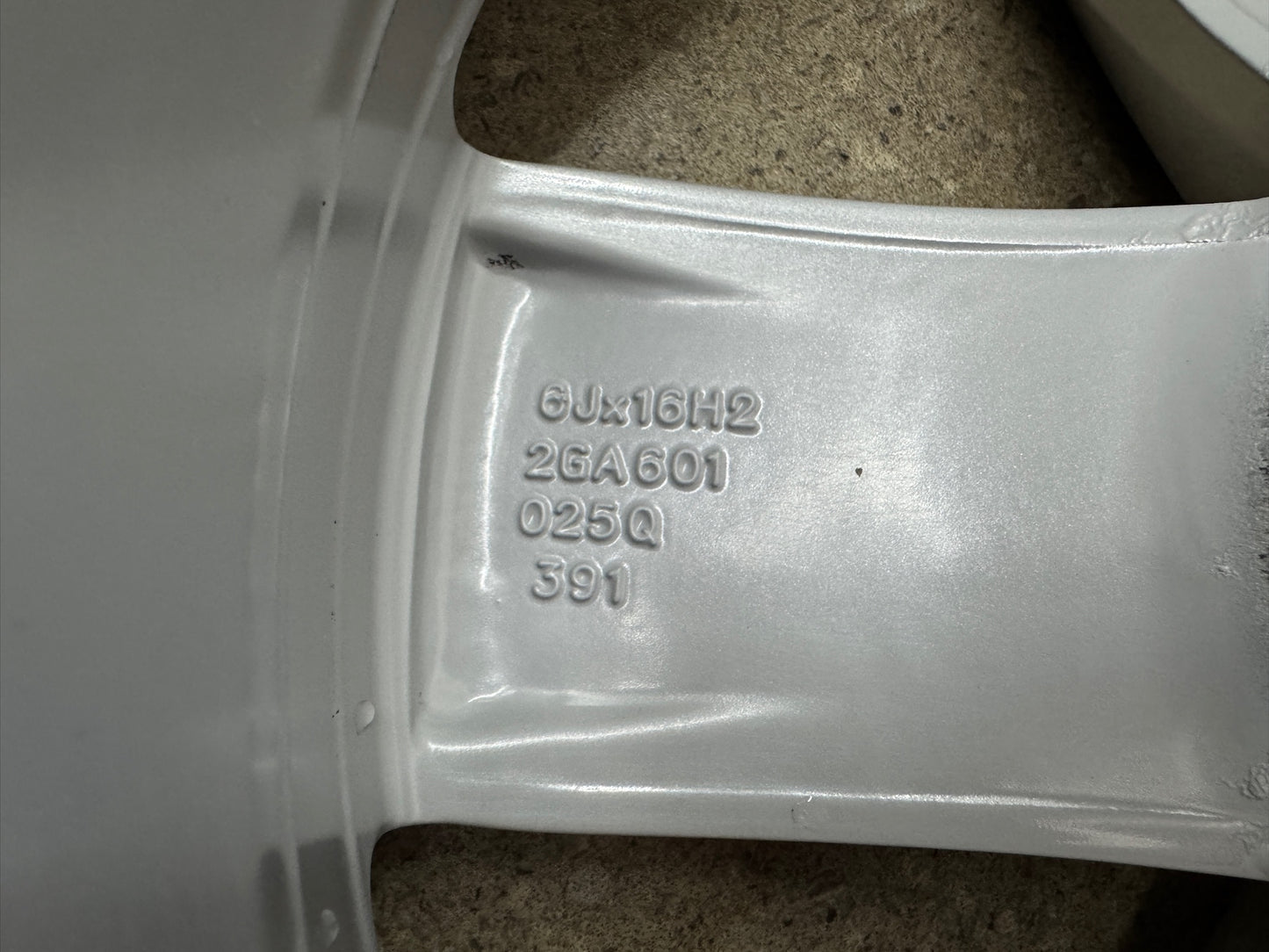 Original VW T-Roc 2GA A1 16 Zoll Corvara Winterräder Winterreifen Felgen 2GA601025Q 2GA071496A Alufelgen 205/60 R16 92H 6x16 ET43 Cabriolet 5x112 M+S SUV Winterradsatz MwSt.