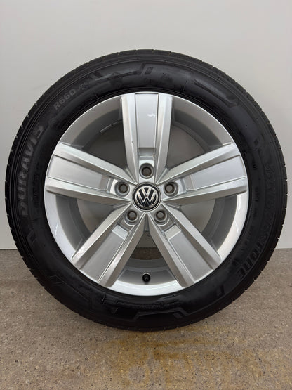 Original VW T5 T6 7E 7H 17 Zoll Devonport Sommerräder Sommerreifen Felgen Alufelgen 7E0601025P Bus Bulli Multivan Transporter Kasten T5.1 T5.2 T6.1 T6.2 215/60 R17 C 104H