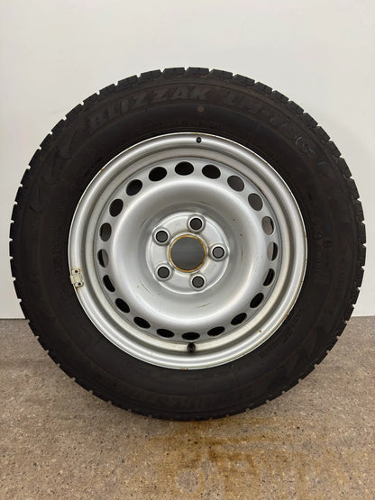 Original VW T5 T6 Transporter Kastenwagen 16 Zoll Winterräder Winterreifen Felgen 7H0601027D Stahlfelgen 6,5x16 ET51 215/65 R16 C 106 104T KBA 44544 5x120 Winterradsatz M+S